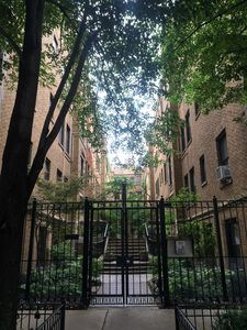 636 W Waveland Ave Unit C3, Chicago, IL, 60613