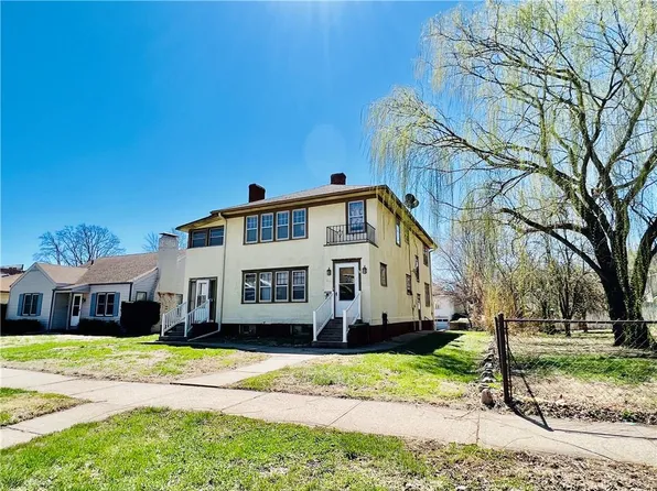 2708 Faraon St, Saint Joseph, MO 64501