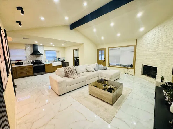 23230 Canyon Lake Dr, Spring, TX 77373