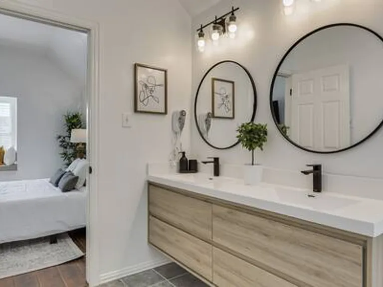 Falcon Ridge Dr — Photo 23