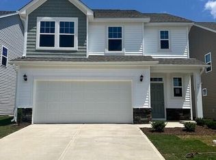 32 Blackthorn Ln, Angier, NC 27501