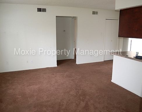 2nd image of 8015 Cambridge Cir