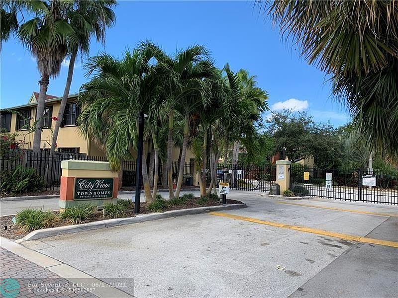 1st image of 368 City View Dr #368