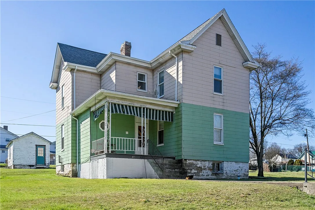 416 East Ave photo 1