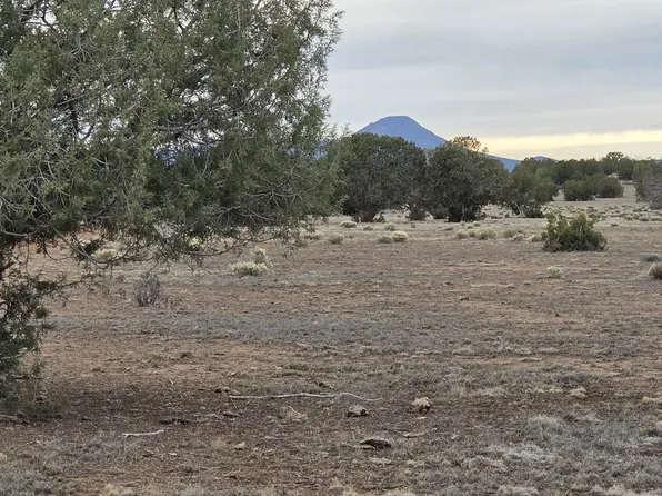 214 E Juniper Ln, Ash Fork, AZ 86320