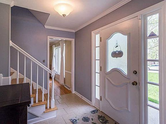 .. Foyer