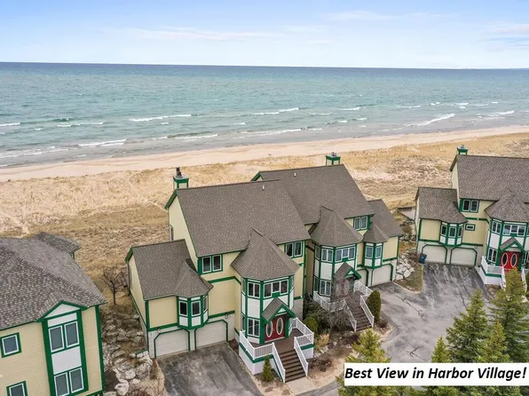 260 Lakeshore Dr N, Manistee, MI 49660