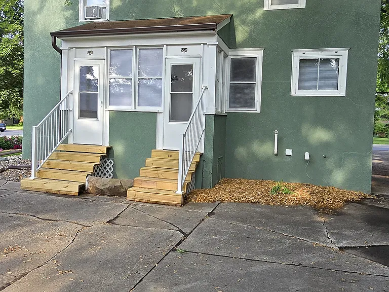 1114 College St N #1144 — Photo 3