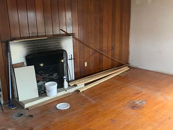 2nd image of 5100 Central Avenue Pike