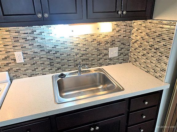 5th image of 2085 Bush St APT 407