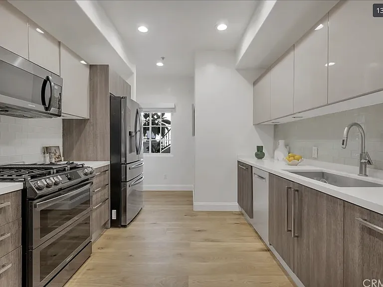 851 N San Vicente Blvd #128 — Photo 14