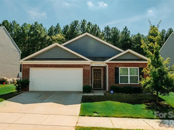 2880 Sherrills Stream Dr, Sherrills Ford, NC 28673