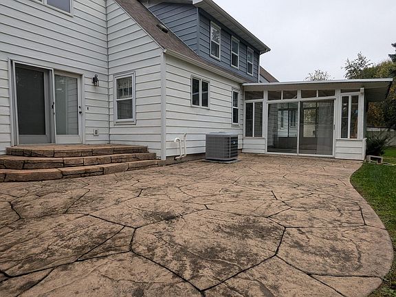 5th image of 1639 Massee St