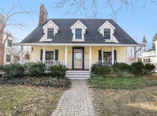 533 Ardson Rd, East Lansing, MI 48823