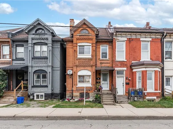 77 Barton St E, Hamilton, ON L8L 2W1
