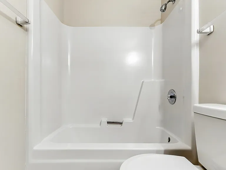 Brook - Bathroom