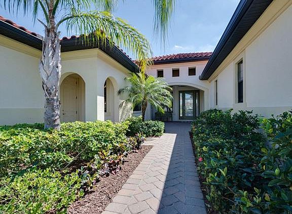 2nd image of 10157 Belcrest Blvd