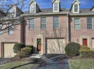 1288 Timber View Dr, Mechanicsburg, PA 17050