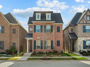 564 Courtyard Ln, Irving, TX 75039