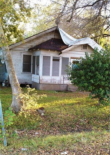 2nd image of 4802 Mallow St