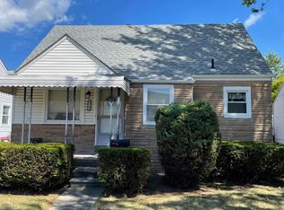 17763 Valade St, Riverview, MI 48193