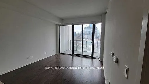 12 Bonnycastle St W #202 — Photo 12