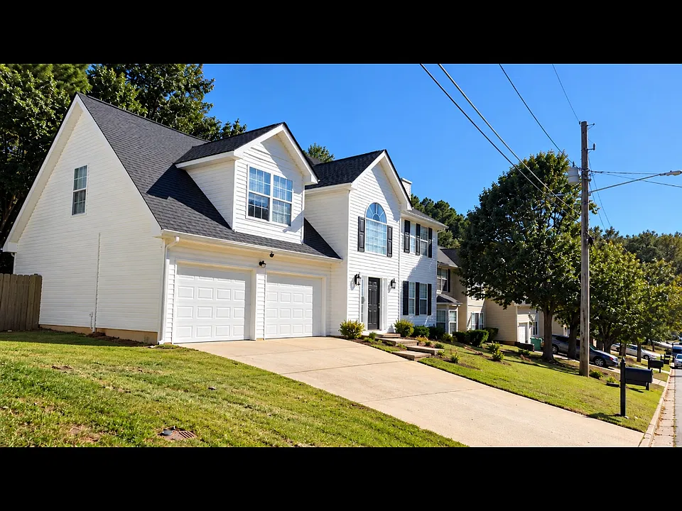 2252 Creekview Trl