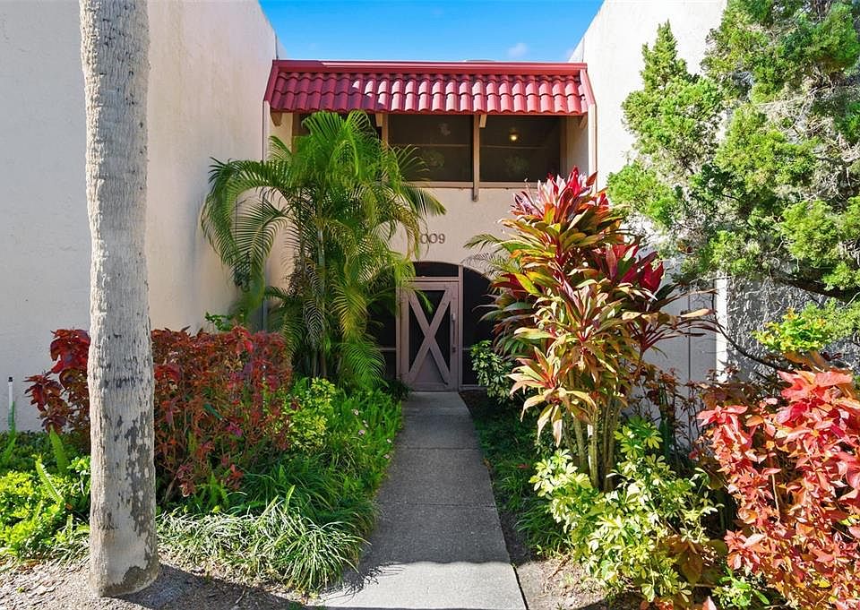 1st image of 1009 S BAYSHORE BOULEVARD #204