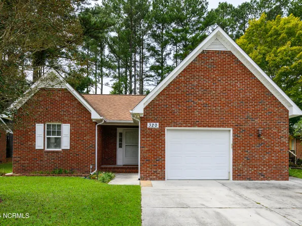320 Lakemere Drive, New Bern, NC 28562