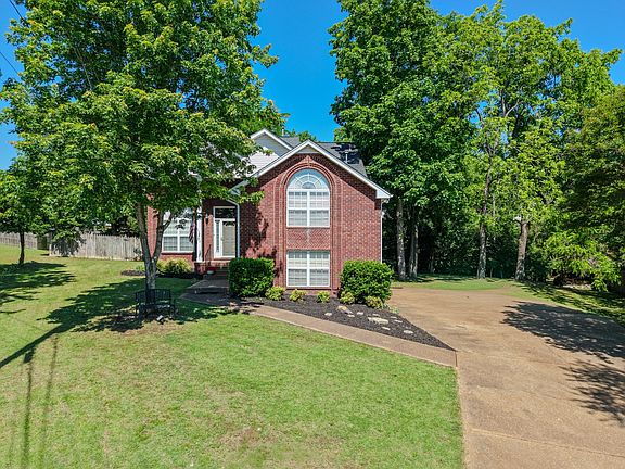 2nd image of 102 Koleberg Ct