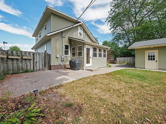 4th image of 1711 Hayden Avenue