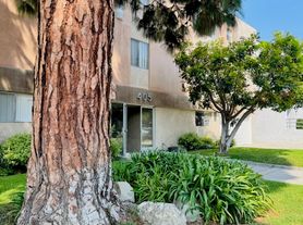 405 E Fairview Ave, Glendale, CA