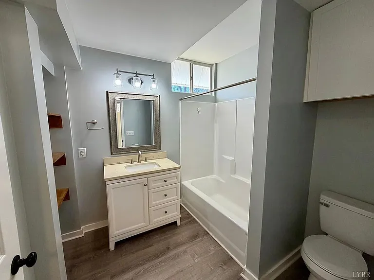 630 Selene St — Photo 15