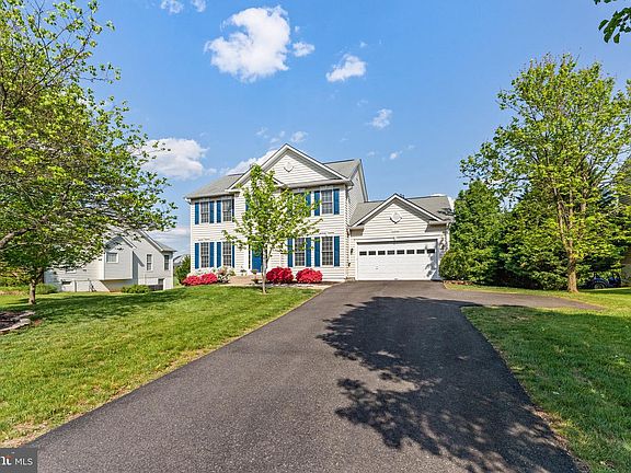 3rd image of 12512 Sherwood Forest Dr