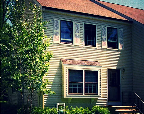 44 Essex Dr photo 1