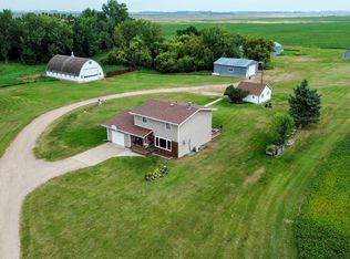 4613 32nd St NE, Maddock, ND 58348
