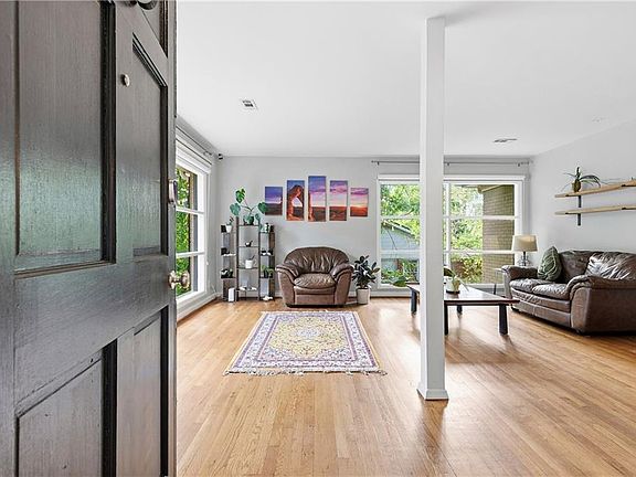 5th image of 2992 Belvedere Ln