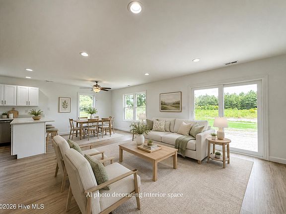 5th image of 104 Dana Court