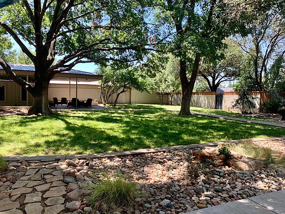 3rd image of 4915 19th St