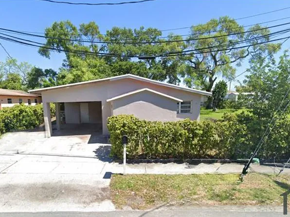 17 SW 8th Ave, Dania, FL 33004