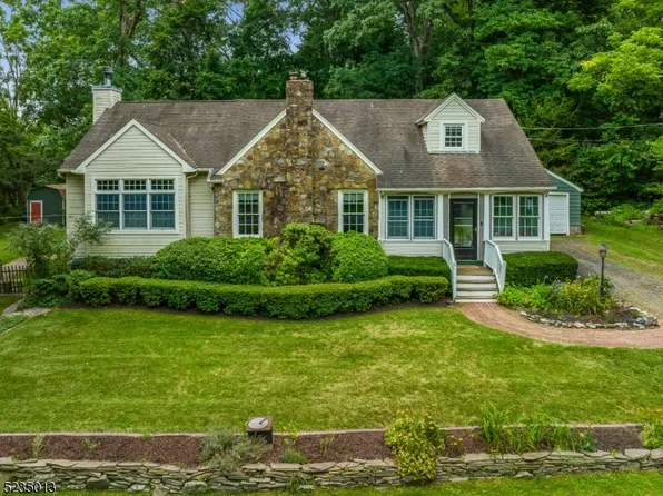 8 Changewater Rd, Washington Twp., NJ 07882