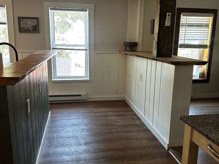 4 James Ave #2 — Photo 7