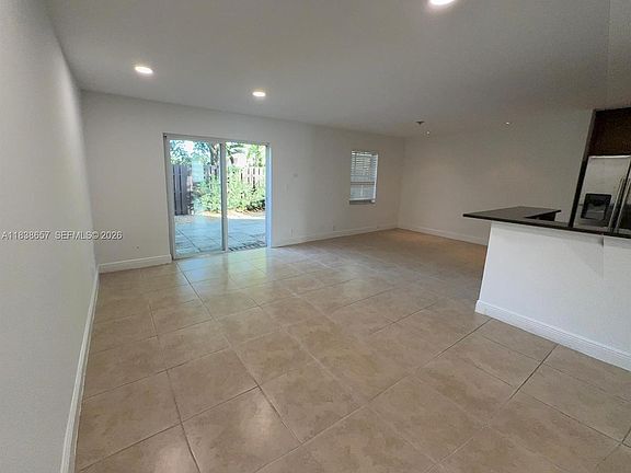 4th image of 8040 SW 18th Pl #4-11