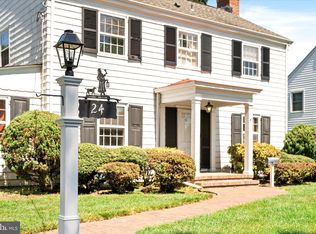 24 Jarvie Dr, Hamilton, NJ 08690