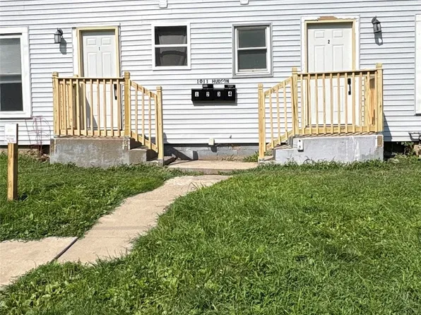 1011 Hudson Ave, Iowa City, IA 52246