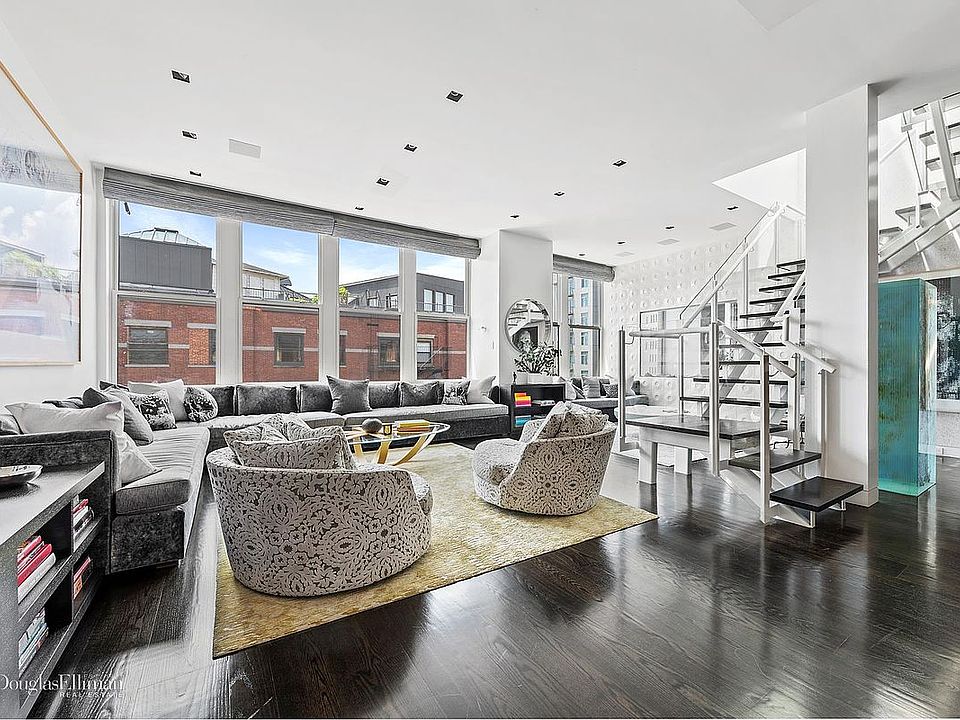 1st image of 345 W 13th St #Ph6d