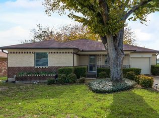 702 Hall Rd, Seagoville, TX 75159