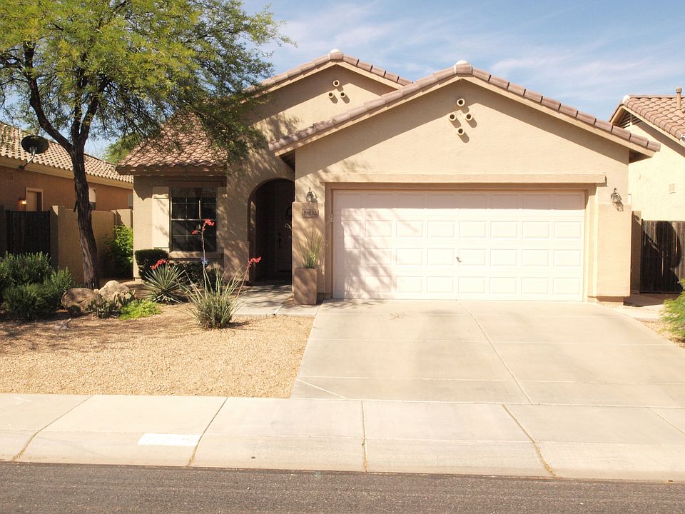 1st image of 39832 N Iron Horse Way