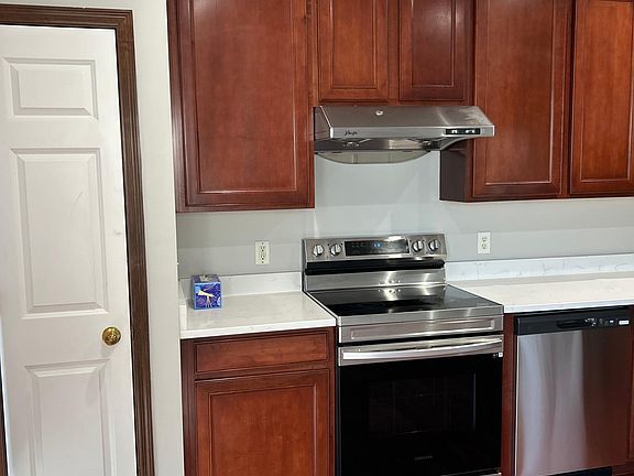 4th image of 7744 Elm Grove Ct