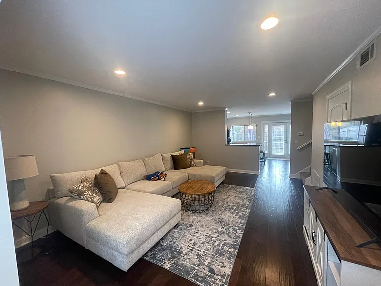 6567 Poplar Woods Cir S #4 — Photo 2